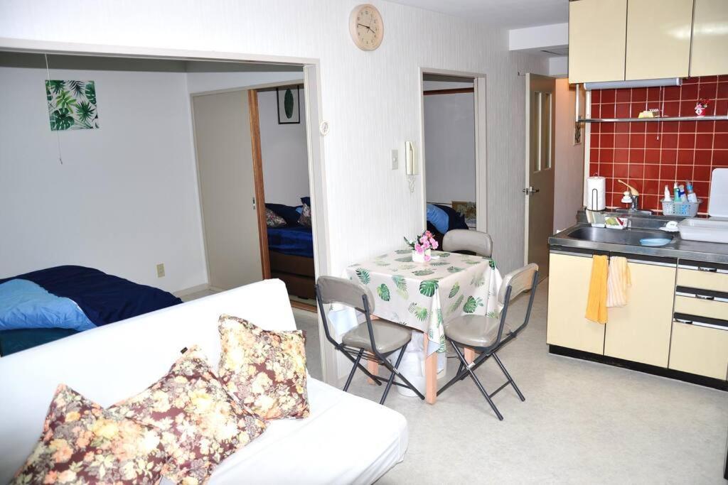 Ferienwohnung アイム北10条 Sapporo Exterior foto